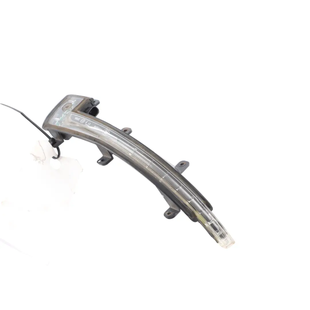 Intermitente De Retrovisor Derecho para Audi TT 8J con número de pieza 8J0949102 Audi TT 8J Intermitente De Retrovisor Derecho - SKU 8J0949102 - Número de pieza 8J0949102
