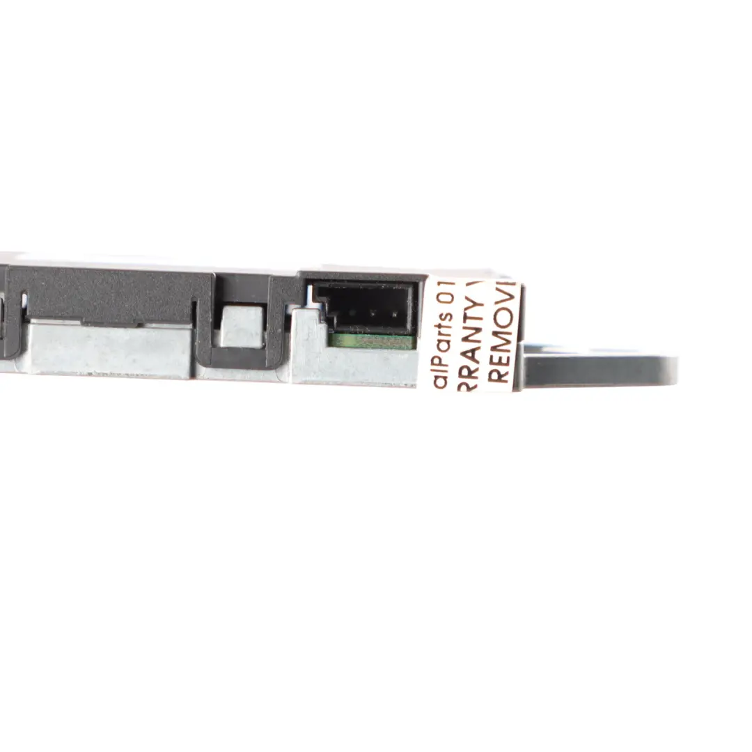 Antennen Verstärker Modul Steuergerät für Audi TT 8J mit Teilenummer 8J8035225M Audi TT 8J Antennen Verstärker Modul Steuergerät - SKU 8J8035225M - Teilenummer 8J8035225M