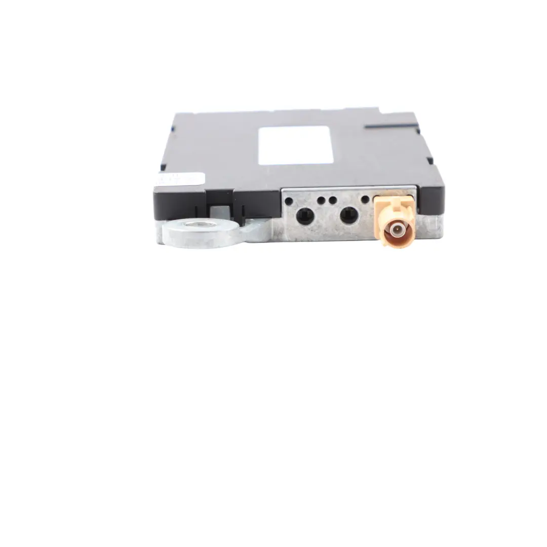 Audi TT 8J Amplificateur d'antenne Module d'antenne Unité de contrôle - SKU 8J8035225M - Numéro de pièce 8J8035225M