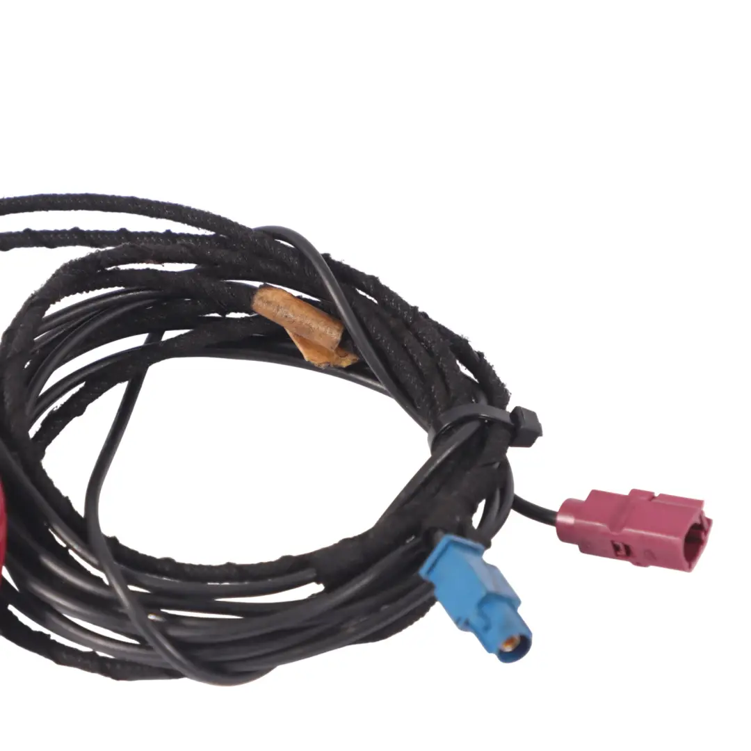 Audi TT 8J Antena Aérea Techo Aleta de Tiburón Rojo - SKU 8J8035503F-RED - Número de pieza 8J8035503F