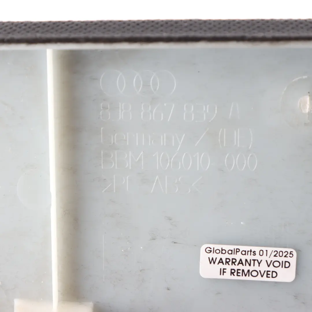 Audi TT 8J Moldura Central Trasera Techo Panel Tira Negro - SKU 8J8867839A - Número de pieza 8J8867839A