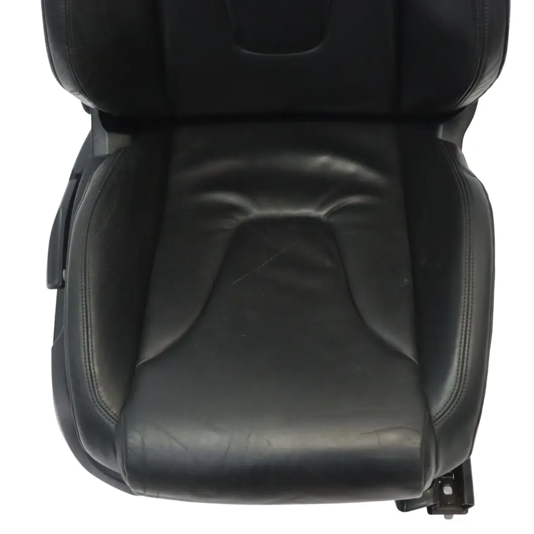 Fotel Sport Przedni Prawy Grzany Skóra Feinnappa Czarny do Audi TT 8J Coupe o numerze 8J8881806A Audi TT 8J Coupe Fotel Sport Przedni Prawy Grzany Skóra Feinnappa Czarny - SKU 8J8881806A - Numer Części 8J8881806A