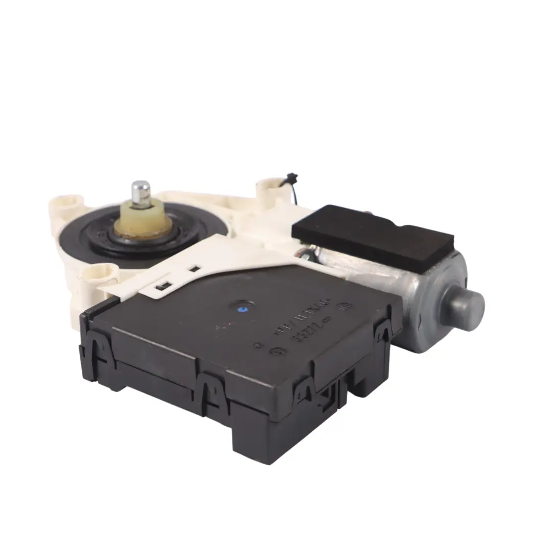 Audi A3 8V Moteur de lève vitre électrique de porte avant gauche - SKU 8J8959802C - Numéro de pièce 8J8959802C