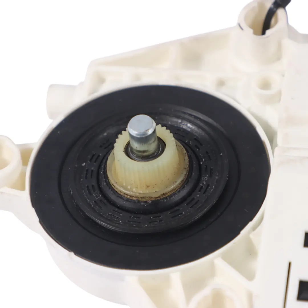 Audi A3 8V Moteur de lève vitre électrique de porte avant gauche - SKU 8J8959802C - Numéro de pièce 8J8959802C