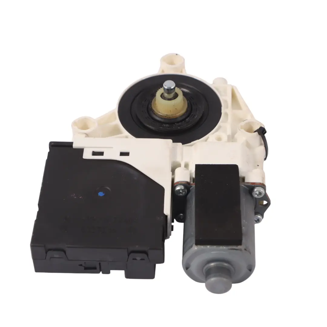 Audi A3 8V Moteur de lève vitre électrique de porte avant gauche - SKU 8J8959802C - Numéro de pièce 8J8959802C