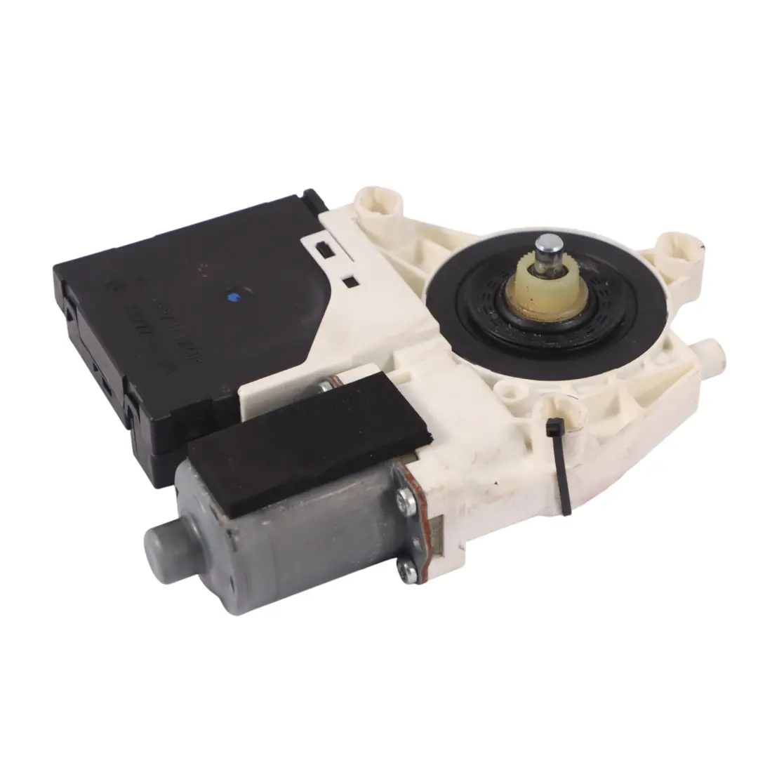 Audi A3 8V Moteur de lève vitre électrique de porte avant gauche - SKU 8J8959802C - Numéro de pièce 8J8959802C