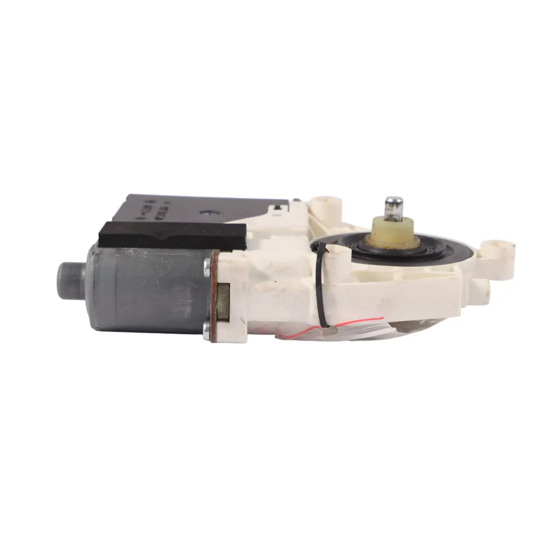 Audi A3 8V Moteur de lève vitre électrique de porte avant gauche - SKU 8J8959802C - Numéro de pièce 8J8959802C