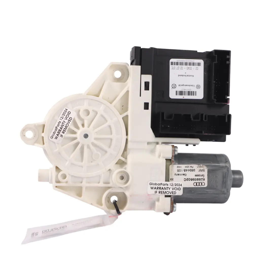 Audi A3 8V Moteur de lève vitre électrique de porte avant gauche - SKU 8J8959802C - Numéro de pièce 8J8959802C
