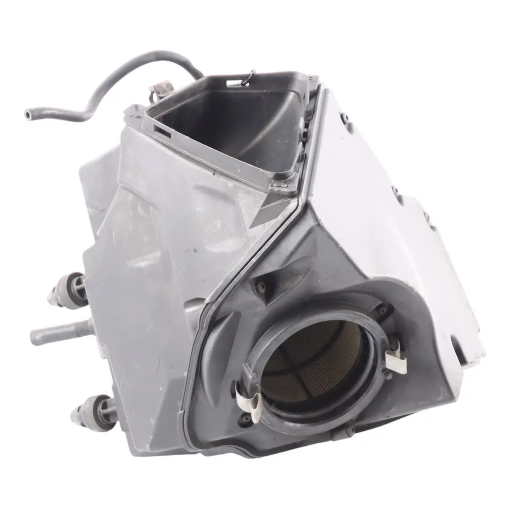 Filter Box Air Intake Silencer Air Filter Box to Audi A4 B8 Air with Part number 8K0133835 Audi A4 B8 Air Filter Box Air Intake Silencer Air Filter Box - SKU 8K0133835 - Part number 8K0133835