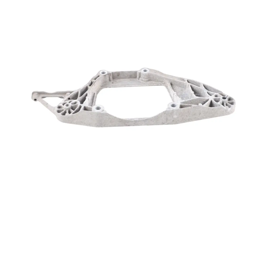 Supporto Differenziale Asse Posteriore per Audi A5 S5 8T con numero di parte 8K0599287J Audi A5 S5 8T Supporto Differenziale Asse Posteriore - SKU 8K0599287J - Numero di parte 8K0599287J