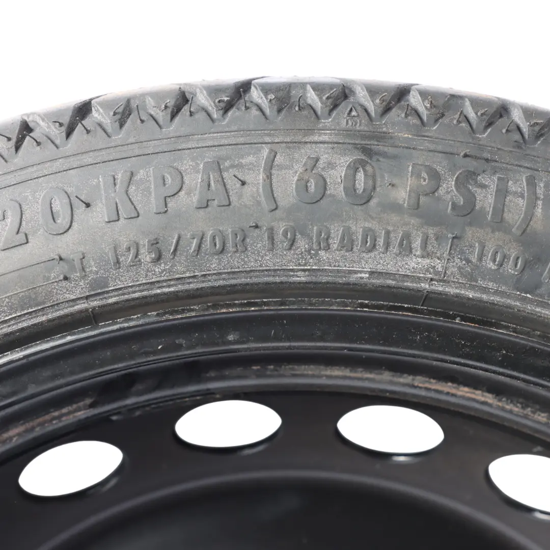 Saver Ersatzrad R19 4J Hankook 125/70 5x112 ET29 für Audi A4 B8 Space mit Teilenummer 8K0601027D Audi A4 B8 Space Saver Ersatzrad R19 4J Hankook 125/70 5x112 ET29 - SKU 8K0601027D - Teilenummer 8K0601027D