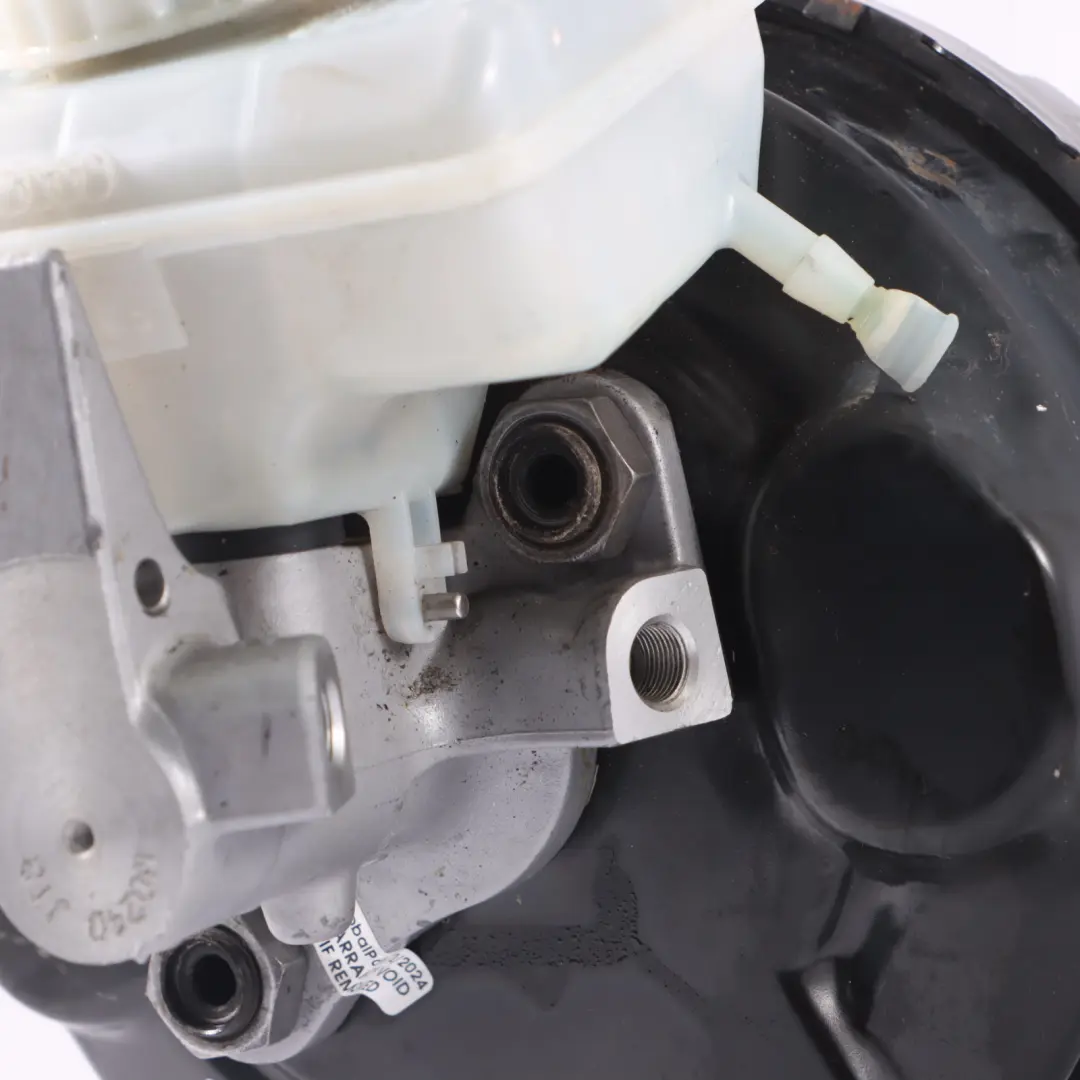 Unidad cilindro principal servofreno para Audi A4 B8 con número de pieza 8K0612107C Audi A4 B8 Unidad cilindro principal servofreno - SKU 8K0612107C - Número de pieza 8K0612107C