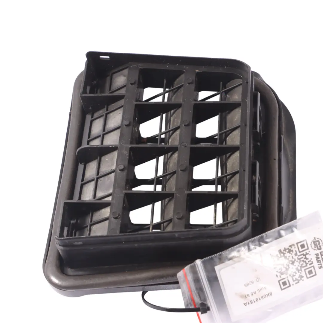 Audi A5 8T Rejilla de ventilación Tobera de techo trasera derecha - SKU 8K0819181A - Número de pieza 8K0819181A