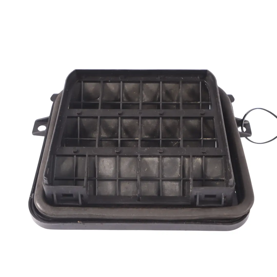 Grille d'aération Buse de garniture de toit arrière droite pour Audi A5 8T à propos du numéro de pièce 8K0819181A Audi A5 8T Grille d'aération Buse de garniture de toit arrière droite - SKU 8K0819181A - Numéro de pièce 8K0819181A