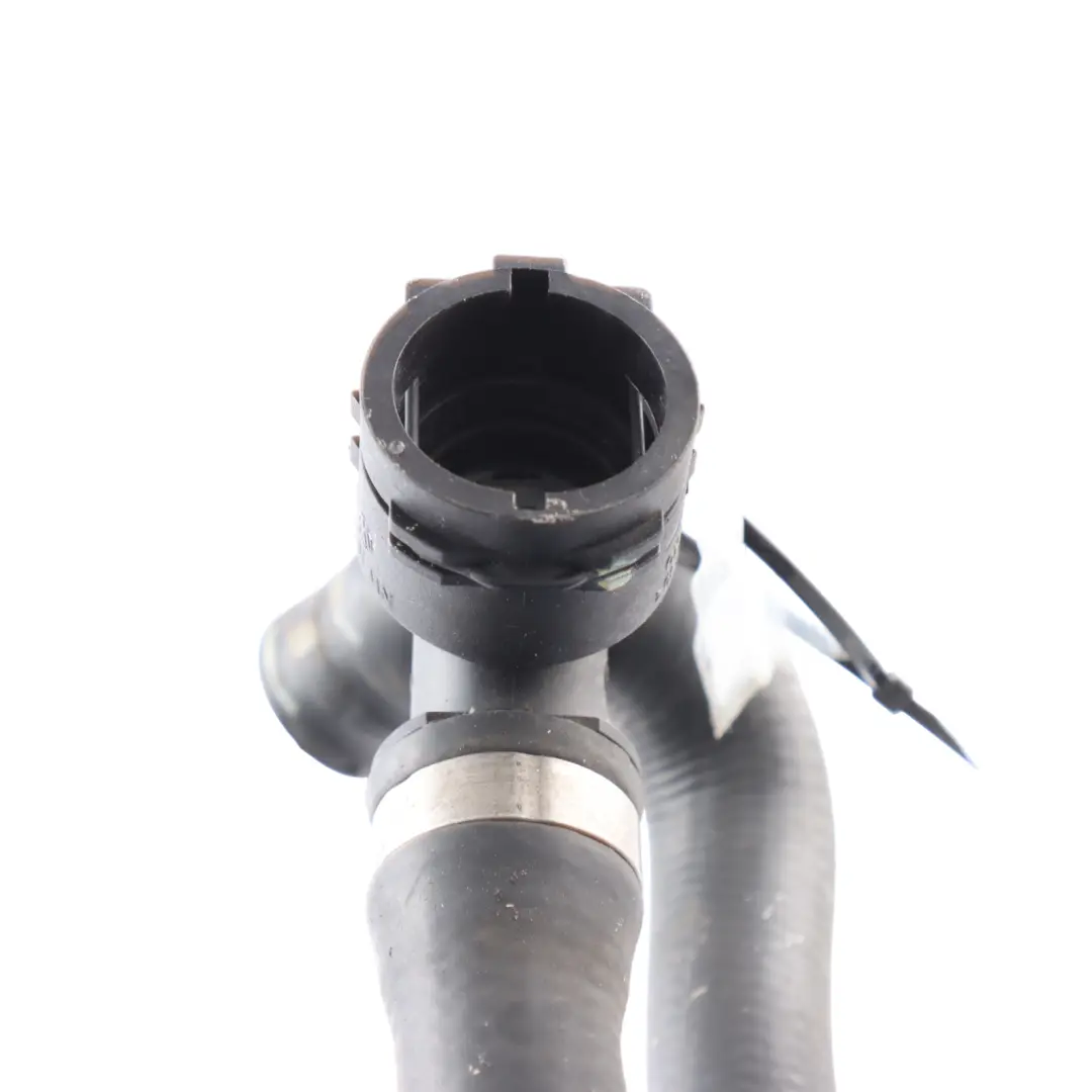 Tuyau Fflexible Pour Circuit De Refroidissement pour Audi S5 8T 3.0 TFSI à propos du numéro de pièce 8K0819334AP Audi S5 8T 3.0 TFSI Tuyau Fflexible Pour Circuit De Refroidissement - SKU 8K0819334AP - Numéro de pièce 8K0819334AP