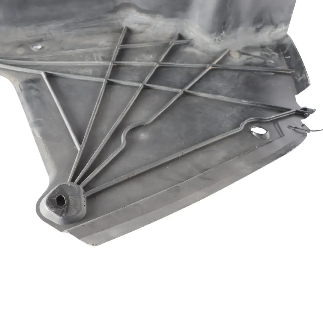 Audi A4 B8 Panel Inferior Central Trasero Para Parachoques - SKU 8K0825219A - Número de pieza 8K0825219A