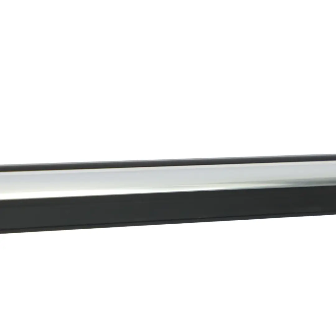 Audi A4 B8 Joint d'étanchéité de vitre de porte avant droite - SKU 8K0853284H - Numéro de pièce 8K0853284H