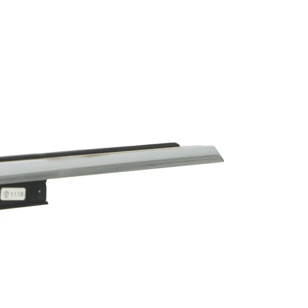 Audi A4 B8 Joint d'étanchéité de vitre de porte avant droite - SKU 8K0853284H - Numéro de pièce 8K0853284H
