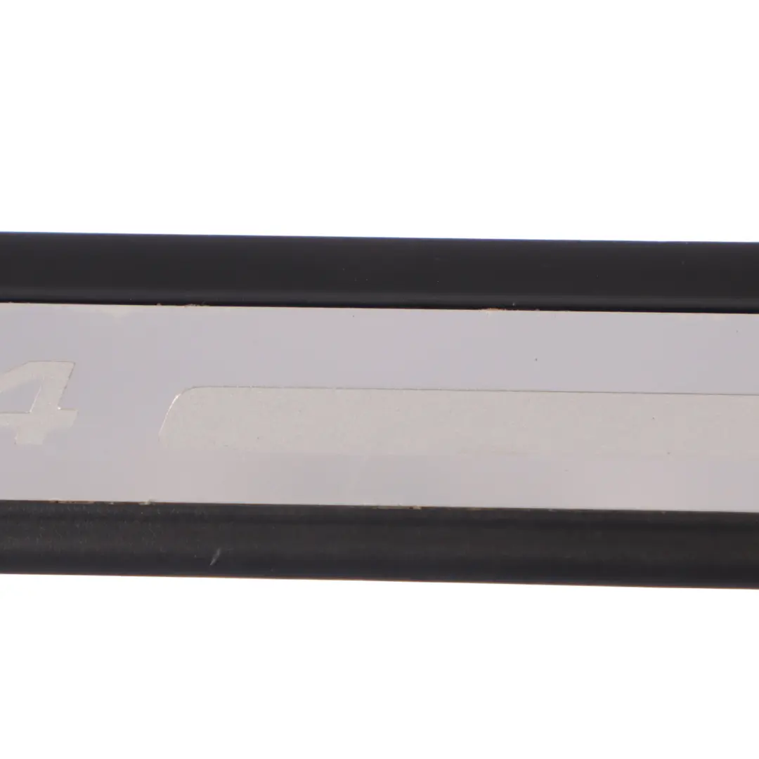 Tapa del umbral de la puerta trasera derecha para AUDI S4 B8 Quattro con número de pieza 8K0853376A AUDI S4 B8 Quattro Tapa del umbral de la puerta trasera derecha - SKU 8K0853376A - Número de pieza 8K0853376A