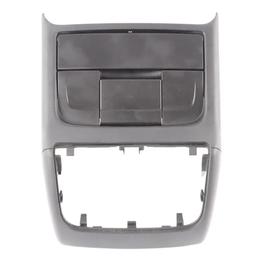 Audi A4 B8 Port d'alimentation Prise courant Allume cigarette 12V recouvrement - SKU 8K0864376-1 - Numéro de pièce 8K0864376