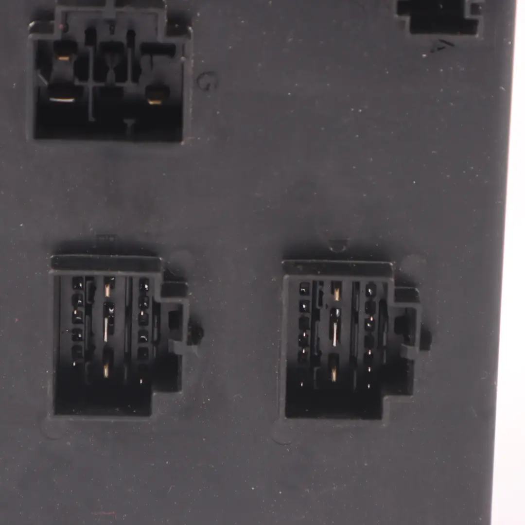 Audi A5 8T A4 B8 8K BCM Body Control Unit Modul Stromversorgung - SKU 8K0907063B - Teilenummer 8K0907063B