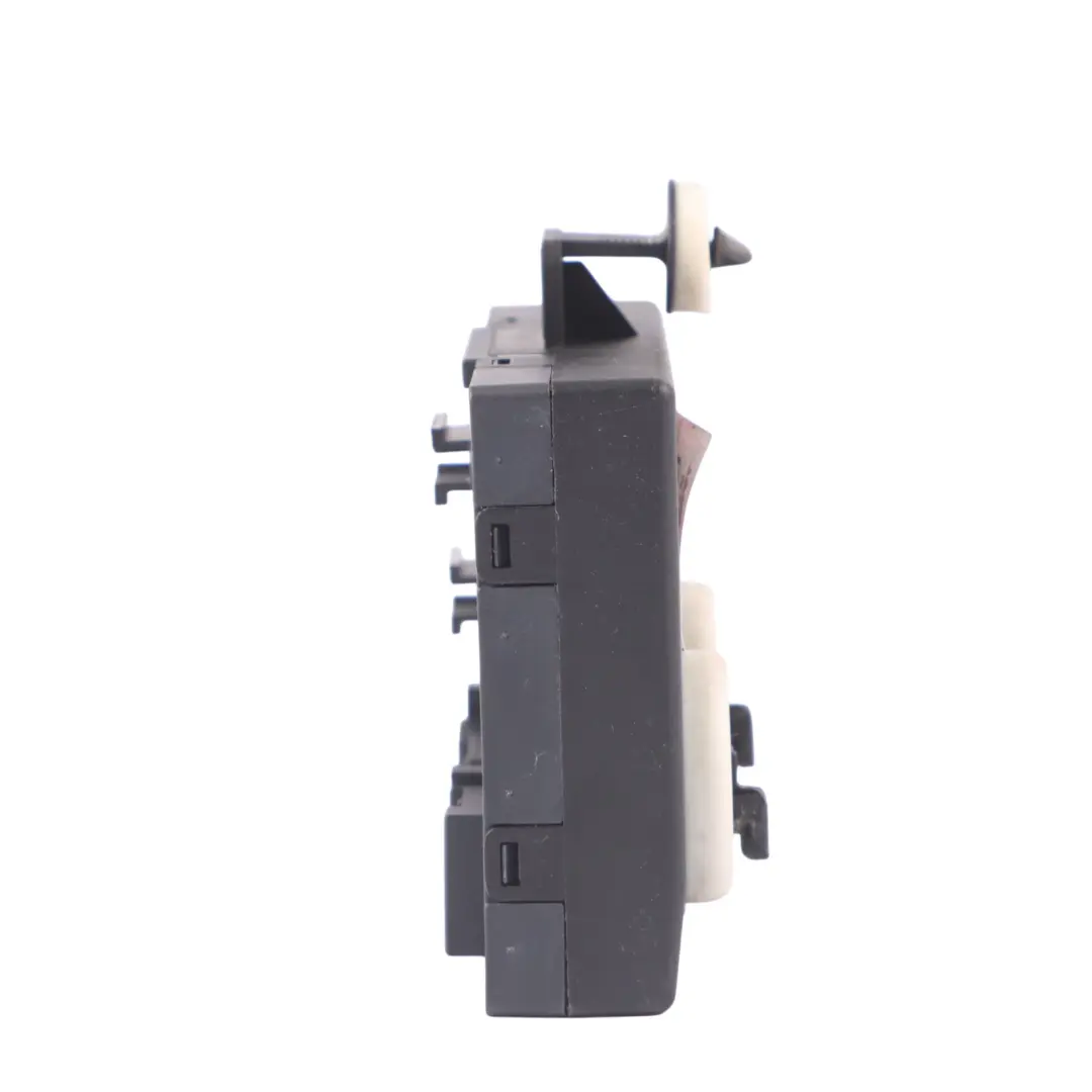 Módulo Control Puerta Trasera ECU Izquierda Derecha para Audi Q5 8R con número de pieza 8K0959795F Audi Q5 8R Módulo Control Puerta Trasera ECU Izquierda Derecha - SKU 8K0959795F - Número de pieza 8K0959795F