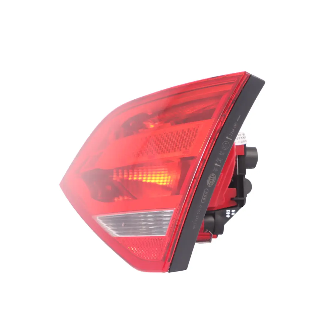 Feu arrière droit du couvercle de coffre pour Audi A4 B8 Saloon à propos du numéro de pièce 8K5945094D Audi A4 B8 Saloon Feu arrière droit du couvercle de coffre - SKU 8K5945094D-1 - Numéro de pièce 8K5945094D