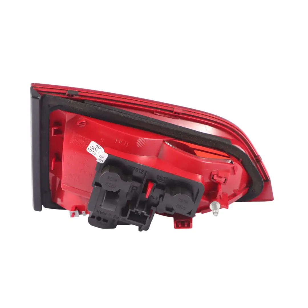 Audi A4 B8 Limousine Hinten Rechts Kofferraumklappe Rücklicht Lampe - SKU 8K5945094D-1 - Teilenummer 8K5945094D