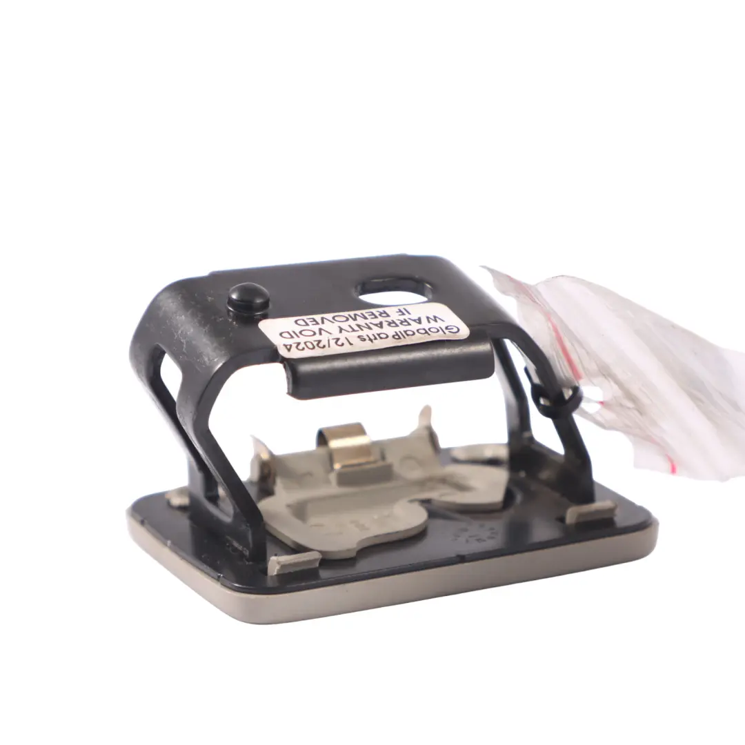 Filet retenue coffre Prise verrouillage avant droite pour Audi Q5 8R à propos du numéro de pièce 8K9861736 Audi Q5 8R Filet retenue coffre Prise verrouillage avant droite - SKU 8K9861736 - Numéro de pièce 8K9861736