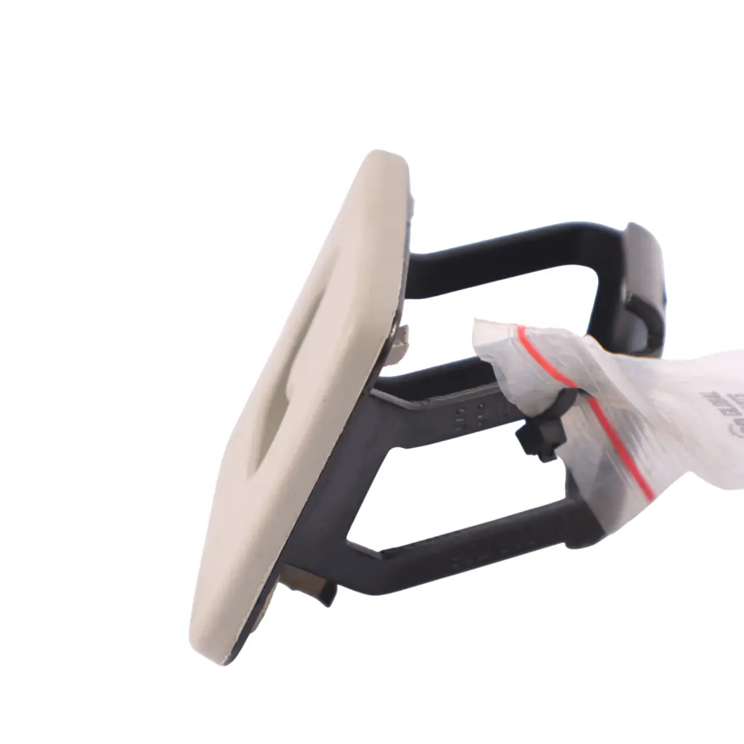 Maletero Red retención bloqueo Enchufe delantero derech para Audi Q5 8R con número de pieza 8K9861736 Audi Q5 8R Maletero Red retención bloqueo Enchufe delantero derech - SKU 8K9861736 - Número de pieza 8K9861736