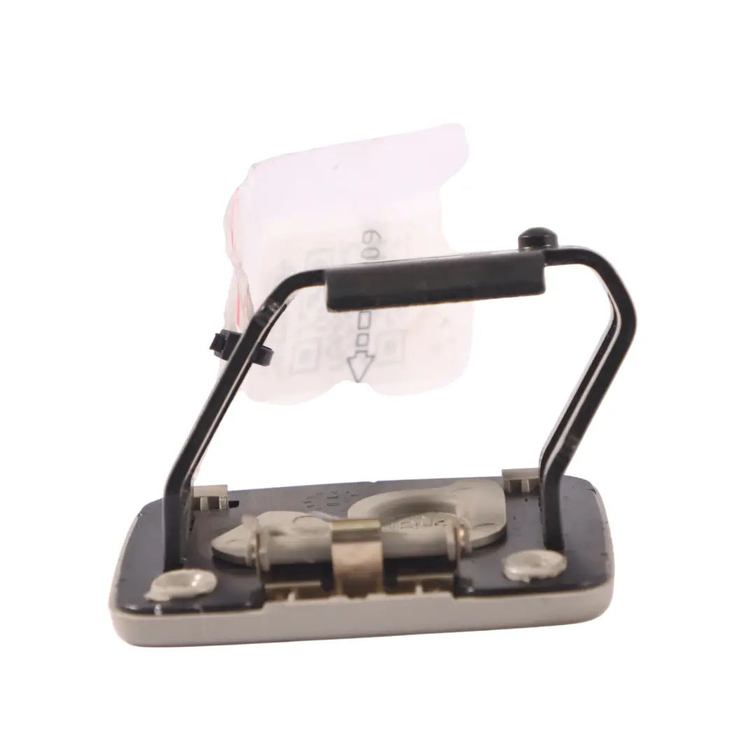 Filet retenue coffre Prise verrouillage avant droite pour Audi Q5 8R à propos du numéro de pièce 8K9861736 Audi Q5 8R Filet retenue coffre Prise verrouillage avant droite - SKU 8K9861736 - Numéro de pièce 8K9861736