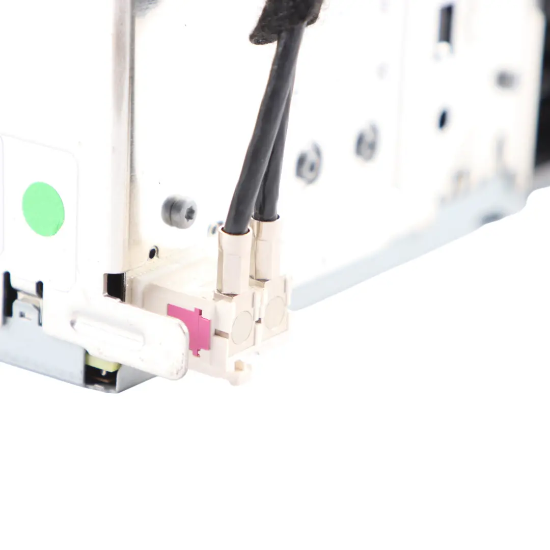 Multimédia Radio Lecteur CD Unité principale pour Audi A3 8P à propos du numéro de pièce 8P0035186AB Audi A3 8P Multimédia Radio Lecteur CD Unité principale - SKU 8P0035186AB - Numéro de pièce 8P0035186AB