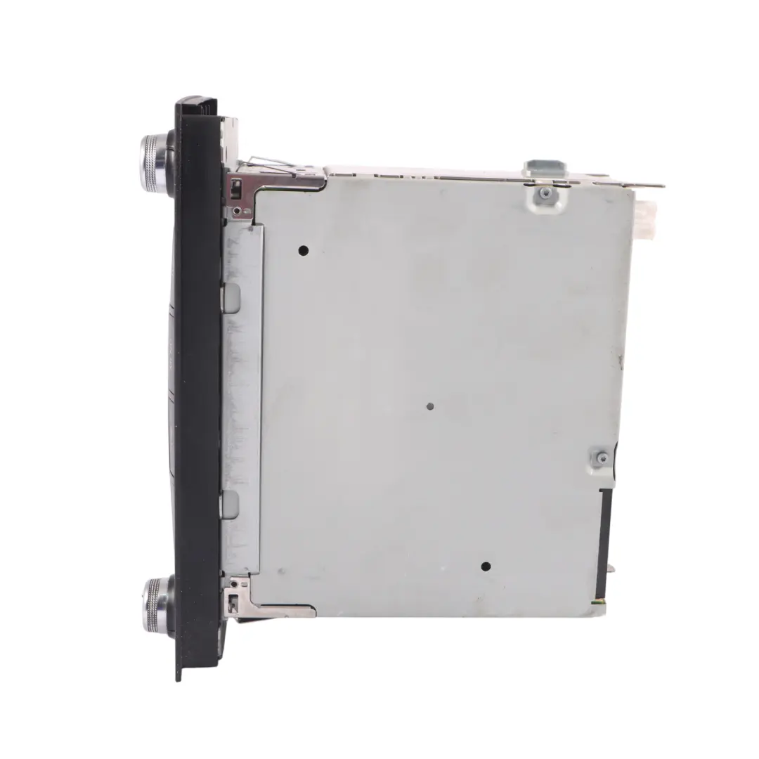 Multimedia Radio CD Player Head Unit to Audi A3 8P with Part number 8P0035186P Audi A3 8P Multimedia Radio CD Player Head Unit - SKU 8P0035186P - Part number 8P0035186P