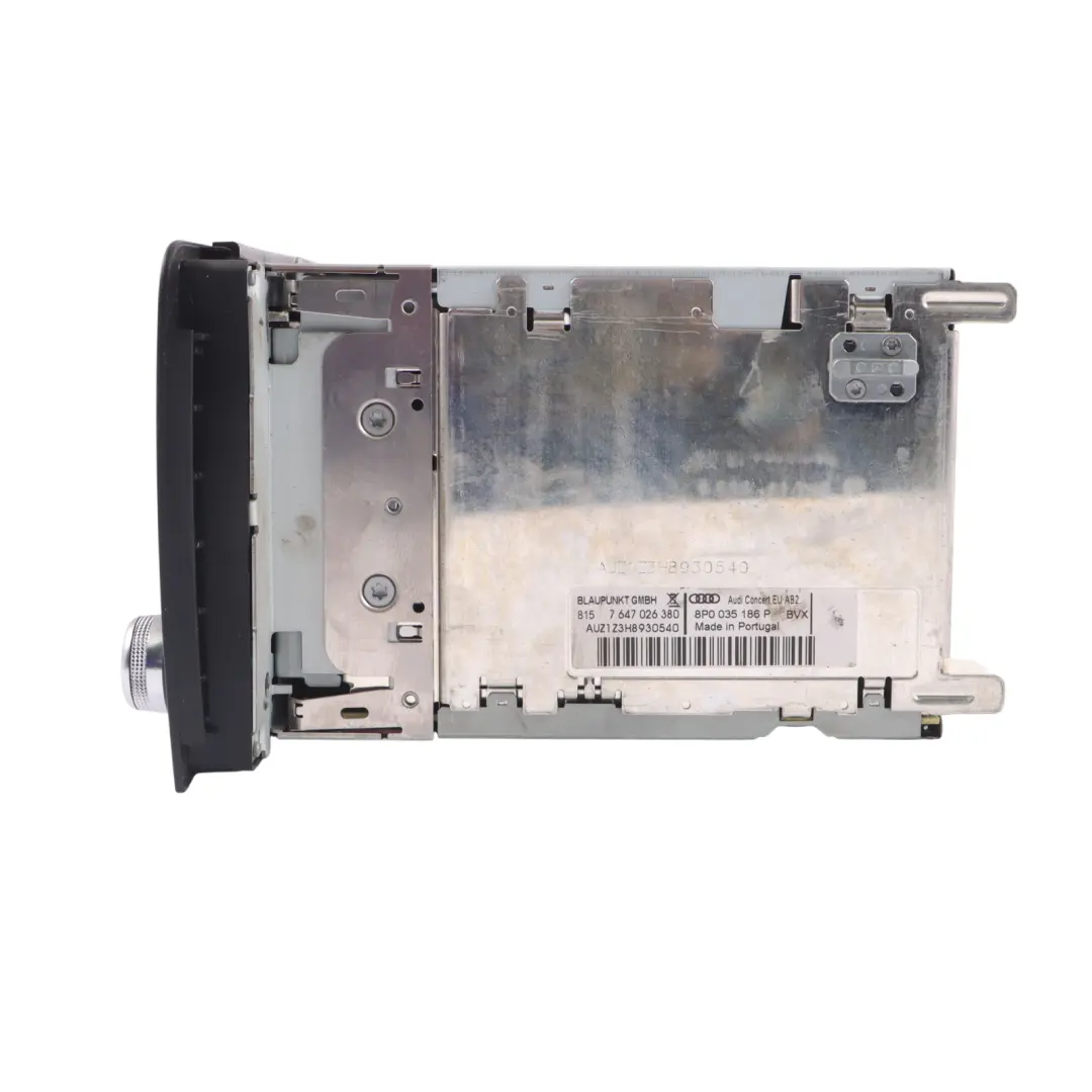 Multimedia Radio CD Player Head Unit to Audi A3 8P with Part number 8P0035186P Audi A3 8P Multimedia Radio CD Player Head Unit - SKU 8P0035186P - Part number 8P0035186P