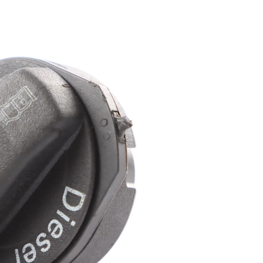 Filler Tank Screw Diesel Cap Cover Strap to Audi A3 8P VW Skoda Fuel with Part number 8P0201550B Audi A3 8P VW Skoda Fuel Filler Tank Screw Diesel Cap Cover Strap - SKU 8P0201550B-1 - Part number 8P0201550B