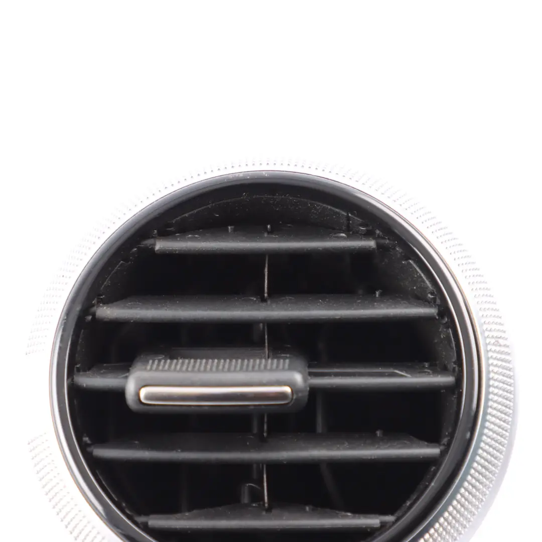 Audi A3 8P Rejilla de ventilación Rejilla de ventilación salpicadero 8P0820901C - SKU 8P0820901F - Número de pieza 8P0820901F