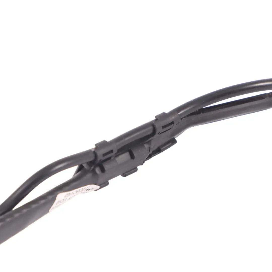 Hebilla Del Cinturón De Seguridad Delantero Derecho Tensor para Audi A3 8P con número de pieza 8P0857756E Audi A3 8P Hebilla Del Cinturón De Seguridad Delantero Derecho Tensor - SKU 8P0857756E - Número de pieza 8P0857756E