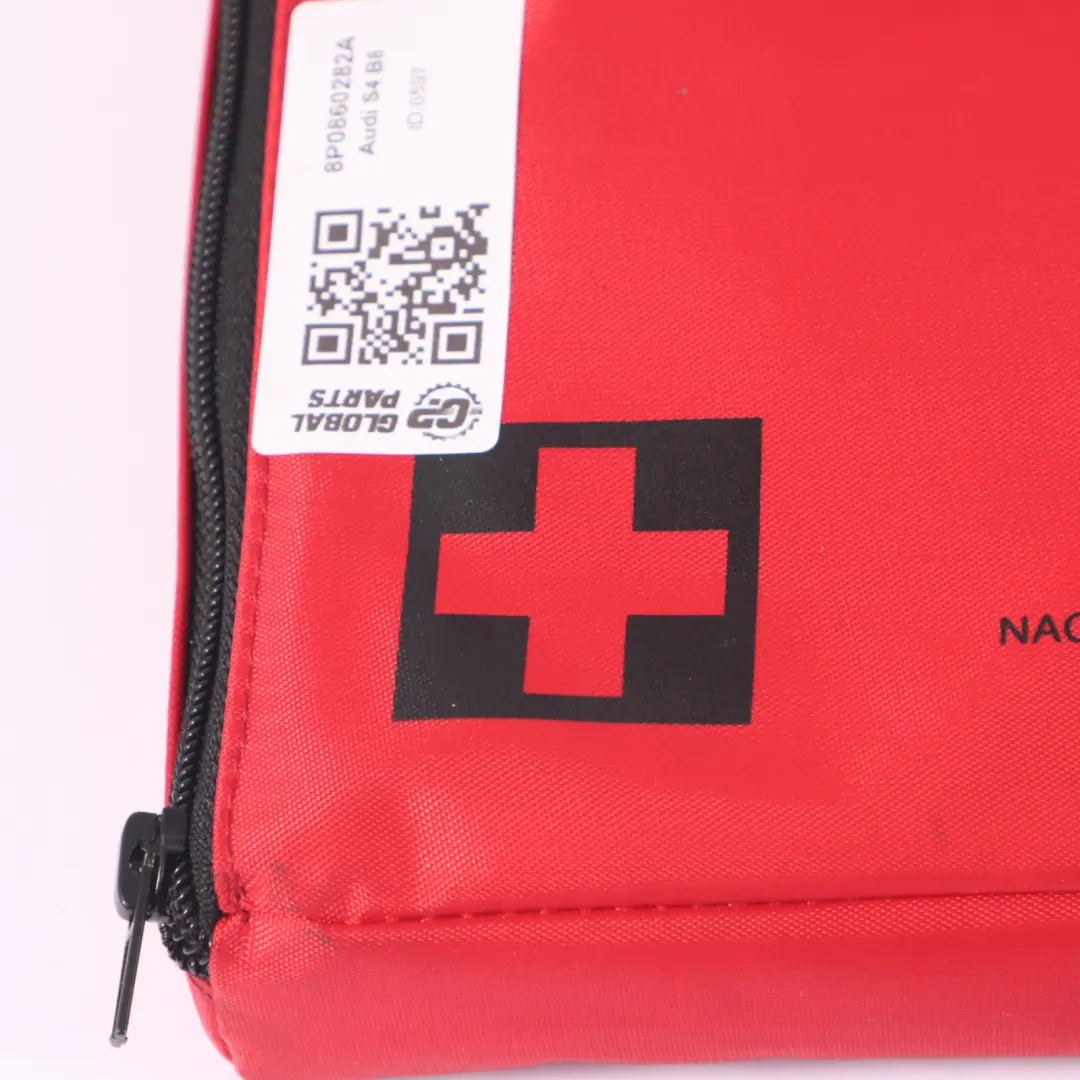 Botiquín de Emergencia Set Bolsa Vendas Bolsa Roja para Audi A4 B8 con número de pieza 8P0860282A Audi A4 B8 Botiquín de Emergencia Set Bolsa Vendas Bolsa Roja - SKU 8P0860282A - Número de pieza 8P0860282A