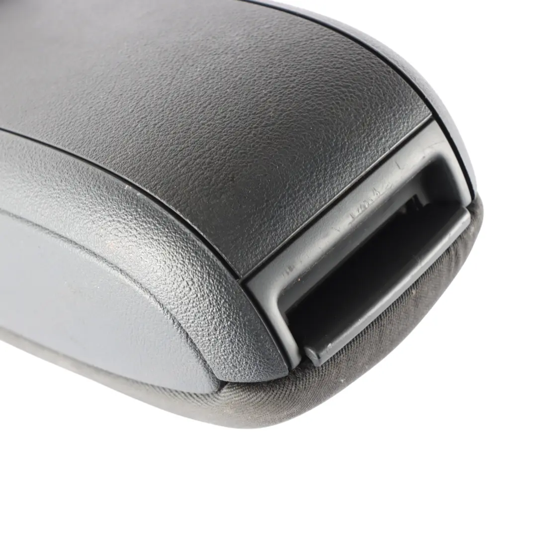 Audi A3 8P Consola Central Reposabrazos Soporte Bandeja Almacenamiento Cubierta - SKU 8P0864207F - Número de pieza 8P0864207F