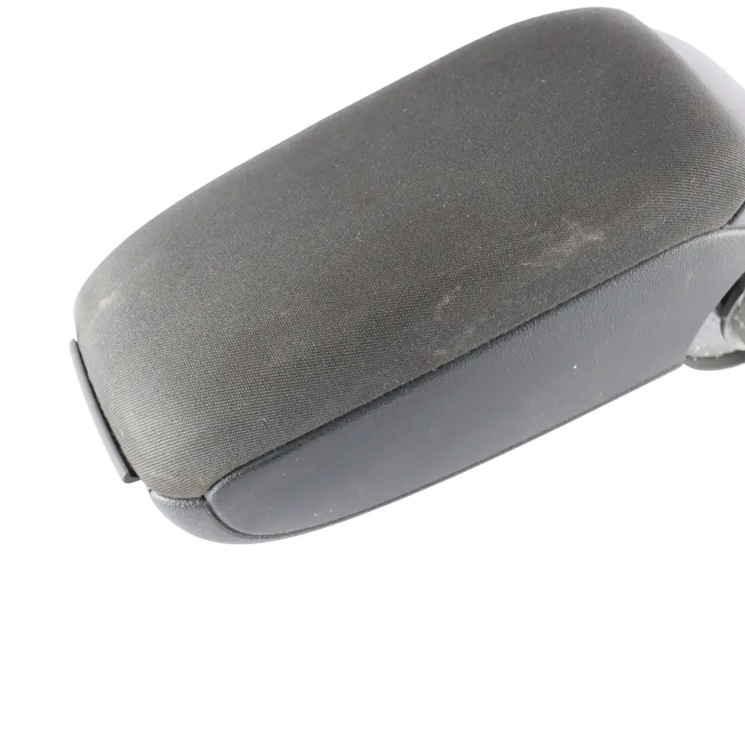 Audi A3 8P Consola Central Reposabrazos Soporte Bandeja Almacenamiento Cubierta - SKU 8P0864207F - Número de pieza 8P0864207F