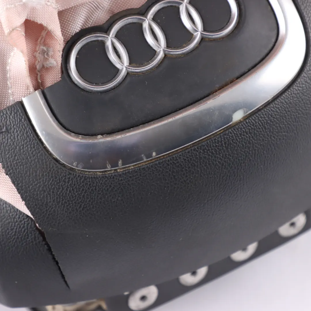 Steering Wheel Air Module Unit DAMAGED to Audi A3 8P with Part number 8P0880201CD Audi A3 8P Steering Wheel Air Module Unit DAMAGED - SKU 8P0880201CD-1 - Part number 8P0880201CD