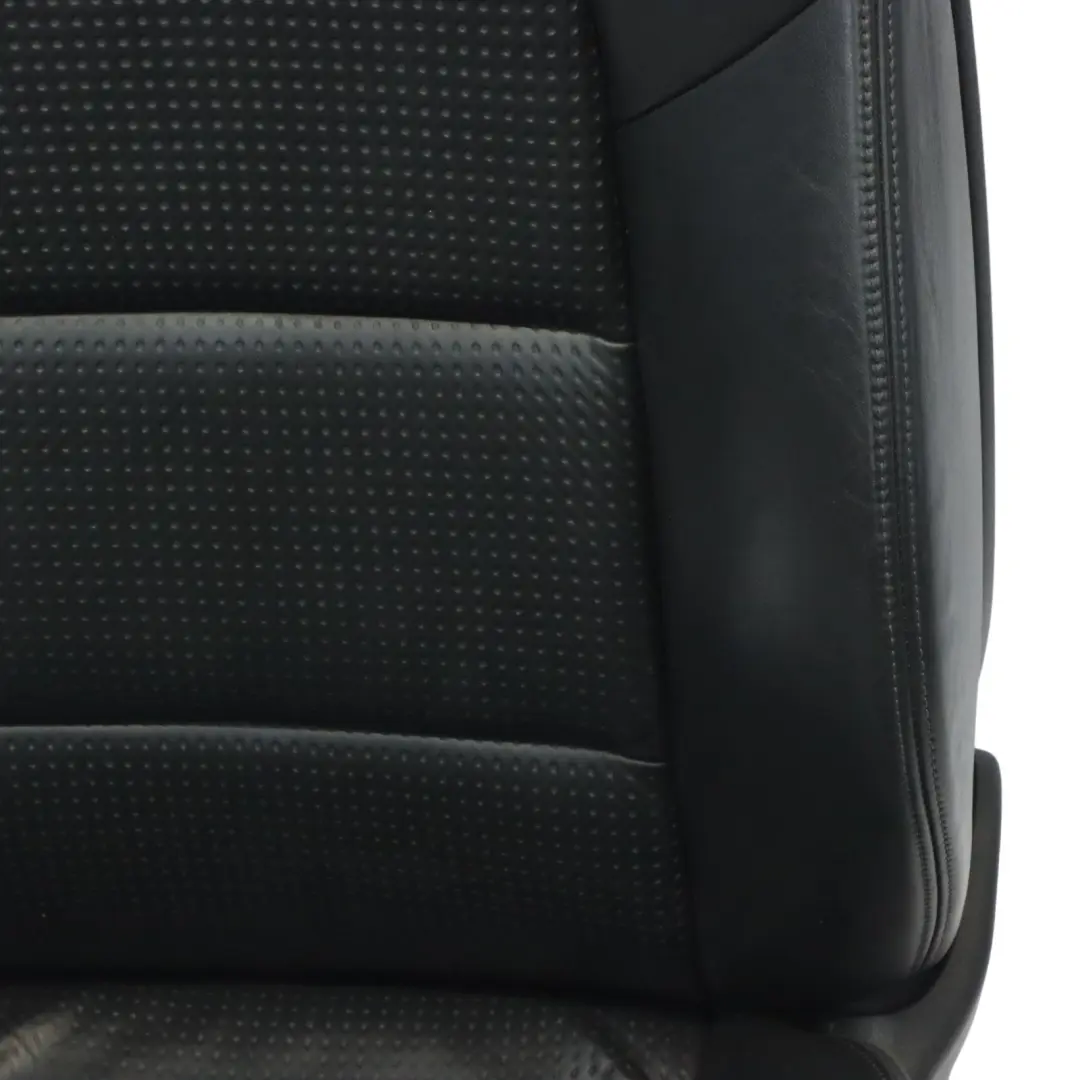 Sportback Fotel Przedni Prawy Przód Grzany Skórzany Czarny do Audi A3 S3 8P o numerze 8P0881806CQ Audi A3 S3 8P Sportback Fotel Przedni Prawy Przód Grzany Skórzany Czarny - SKU 8P0881806CQ-1 - Numer Części 8P0881806CQ