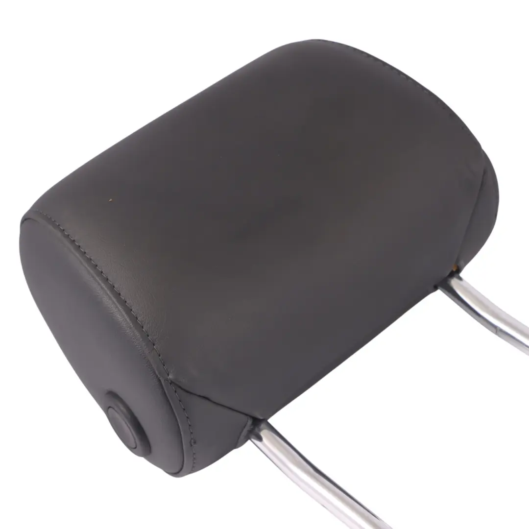 Headrest Front Seat Right O/S Head Rest Black Leather to Audi Q7 4L with Part number 8P0881902BD Audi Q7 4L Headrest Front Seat Right O/S Head Rest Black Leather - SKU 8P0881902BD - Part number 8P0881902BD