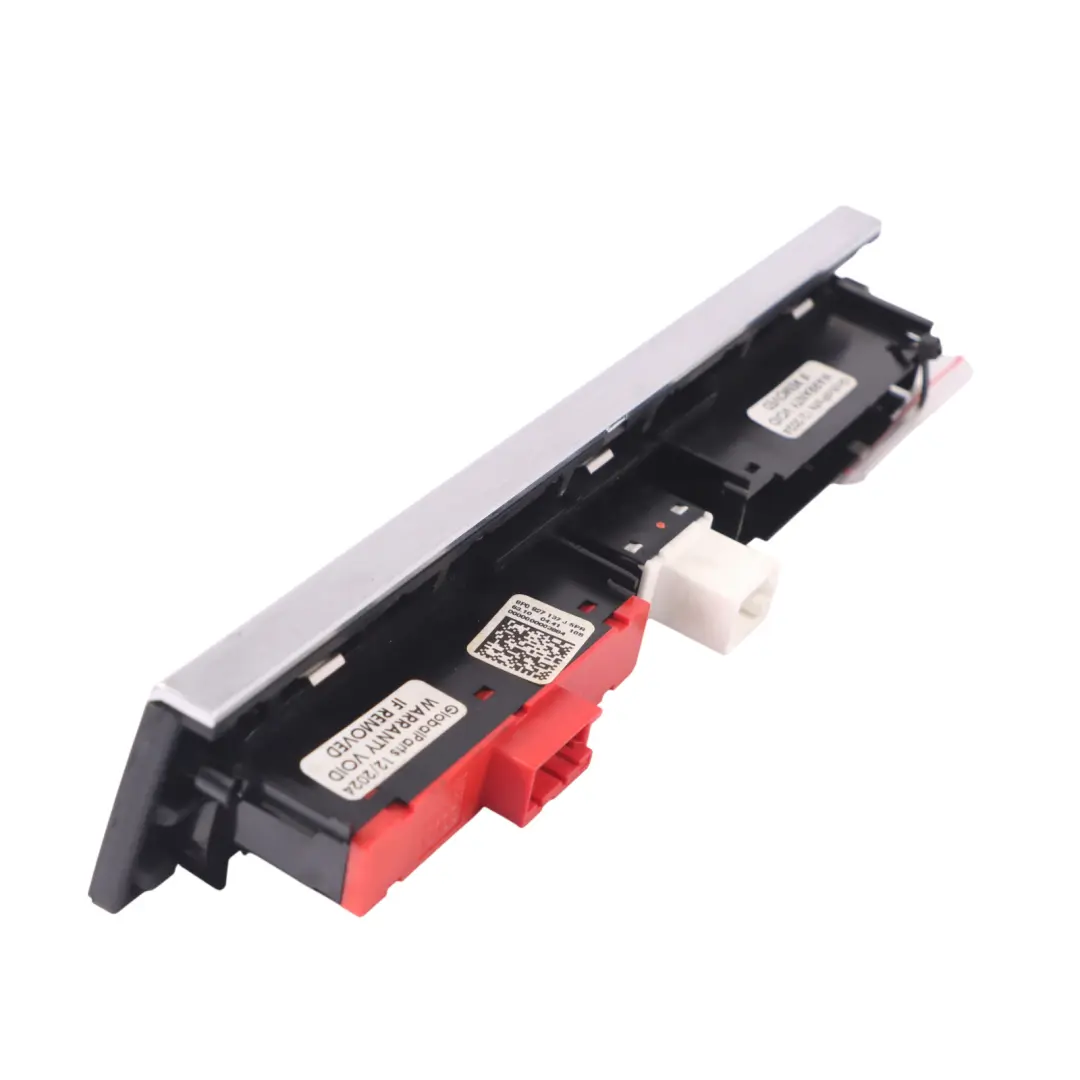 Interior Control Hazard Interruptor Botón Panel para Audi S3 8P con número de pieza 8P0927137J Audi S3 8P Interior Control Hazard Interruptor Botón Panel - SKU 8P0927137J - Número de pieza 8P0927137J