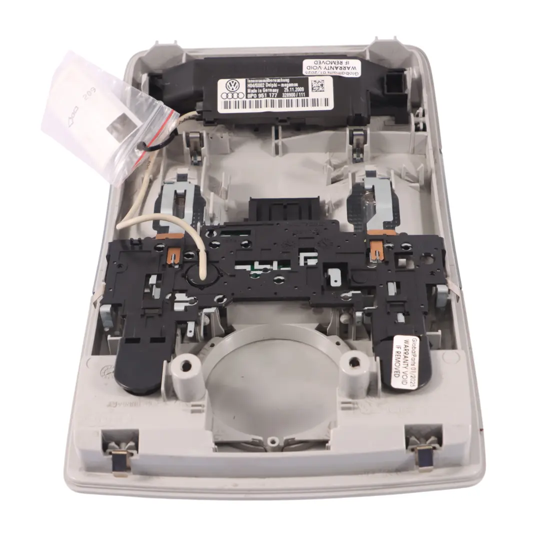 Techo Interior Luz de Lectura Luz de Cortesía Delantera para Audi A3 8P con número de pieza 8P0951177 Audi A3 8P Techo Interior Luz de Lectura Luz de Cortesía Delantera - SKU 8P0951177 - Número de pieza 8P0951177