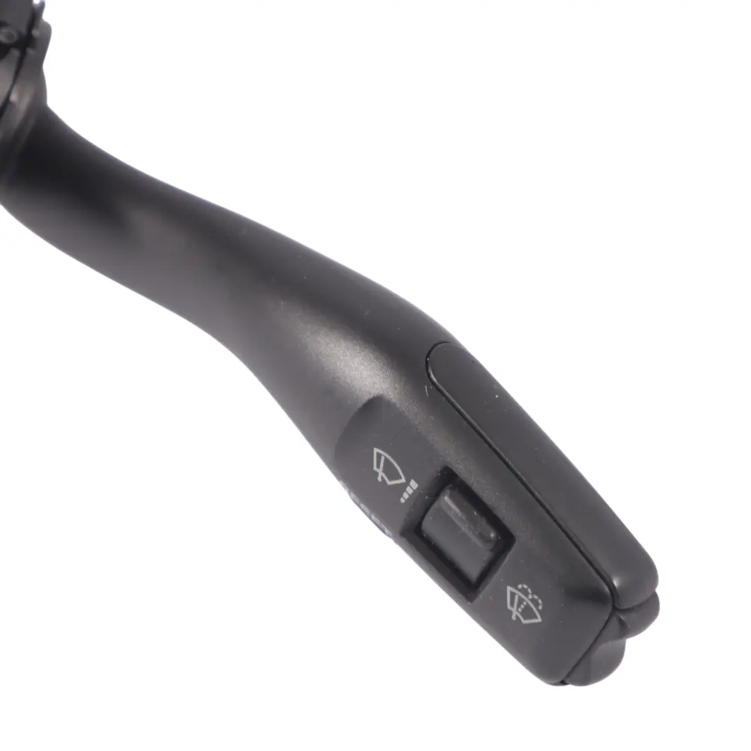 Audi TT 8J Commutateur d'essuie glace au volant - SKU 8P0953513A - Numéro de pièce 8P0953513A