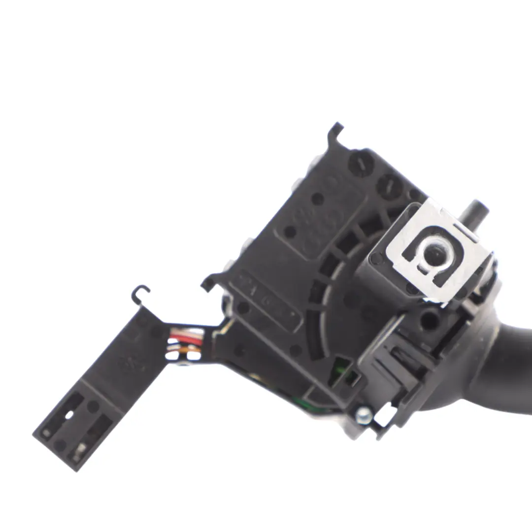 Ensemble de la tige d'essuie glace pour Audi A3 8P à propos du numéro de pièce 8P0953519E Audi A3 8P Ensemble de la tige d'essuie glace - SKU 8P0953519E - Numéro de pièce 8P0953519E