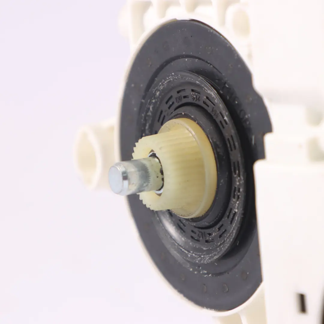 Audi A3 8P Vorne Scheibe Motor Heber Regulator Steuerung Rechts - SKU 8P0959802N - Teilenummer 8P0959802N