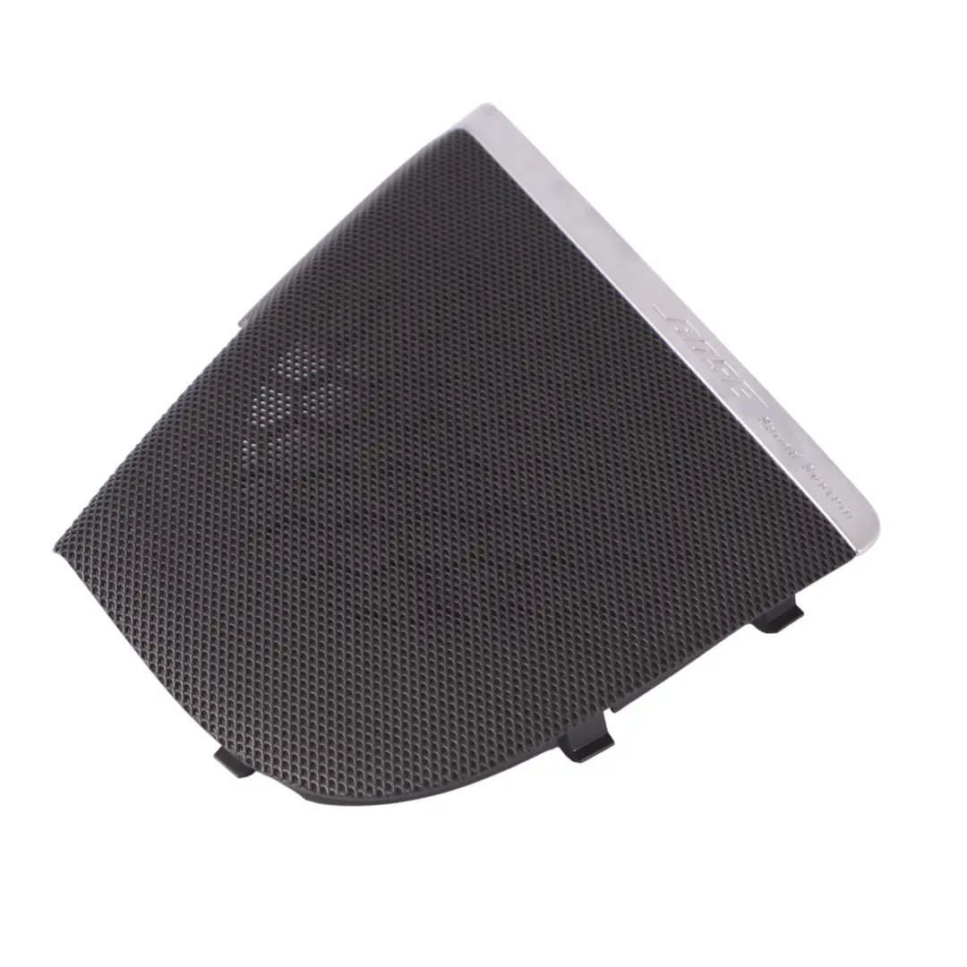 Haut parleur Couvercle Porte garniture avant gauche pour Audi S3 8P à propos du numéro de pièce 8P3035419A Audi S3 8P Haut parleur Couvercle Porte garniture avant gauche - SKU 8P3035419A - Numéro de pièce 8P3035419A