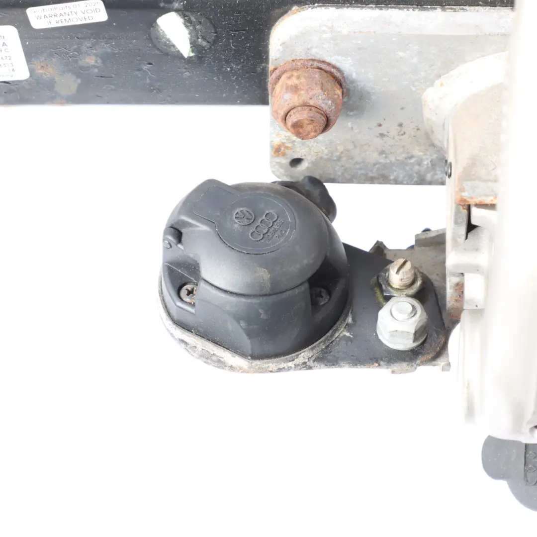 Towbar Towing Hitch Towing Carrier Tow Bar Trailer Hook to Audi A3 8P with Part number 8P4800491A Audi A3 8P Towbar Towing Hitch Towing Carrier Tow Bar Trailer Hook - SKU 8P4800491A - Part number 8P4800491A